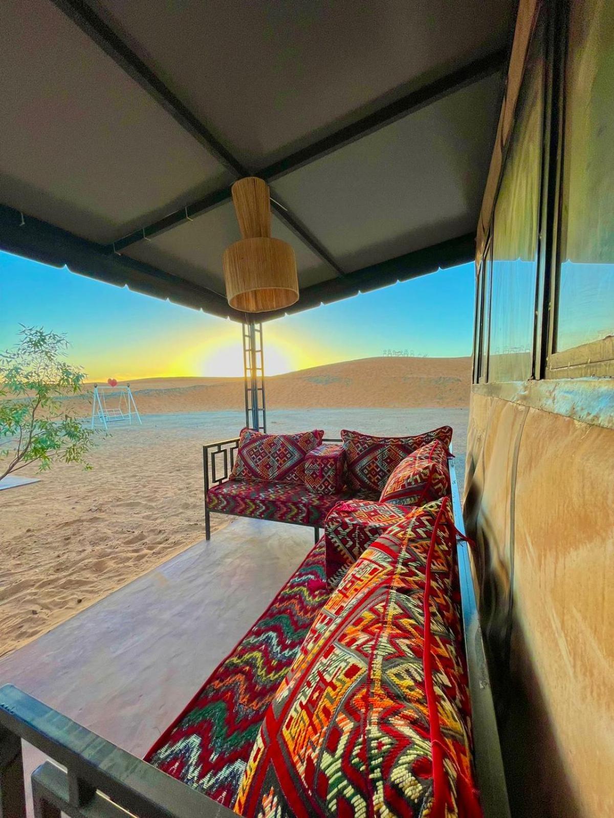Отель Toop Luxury Camp Мерзуга Экстерьер фото