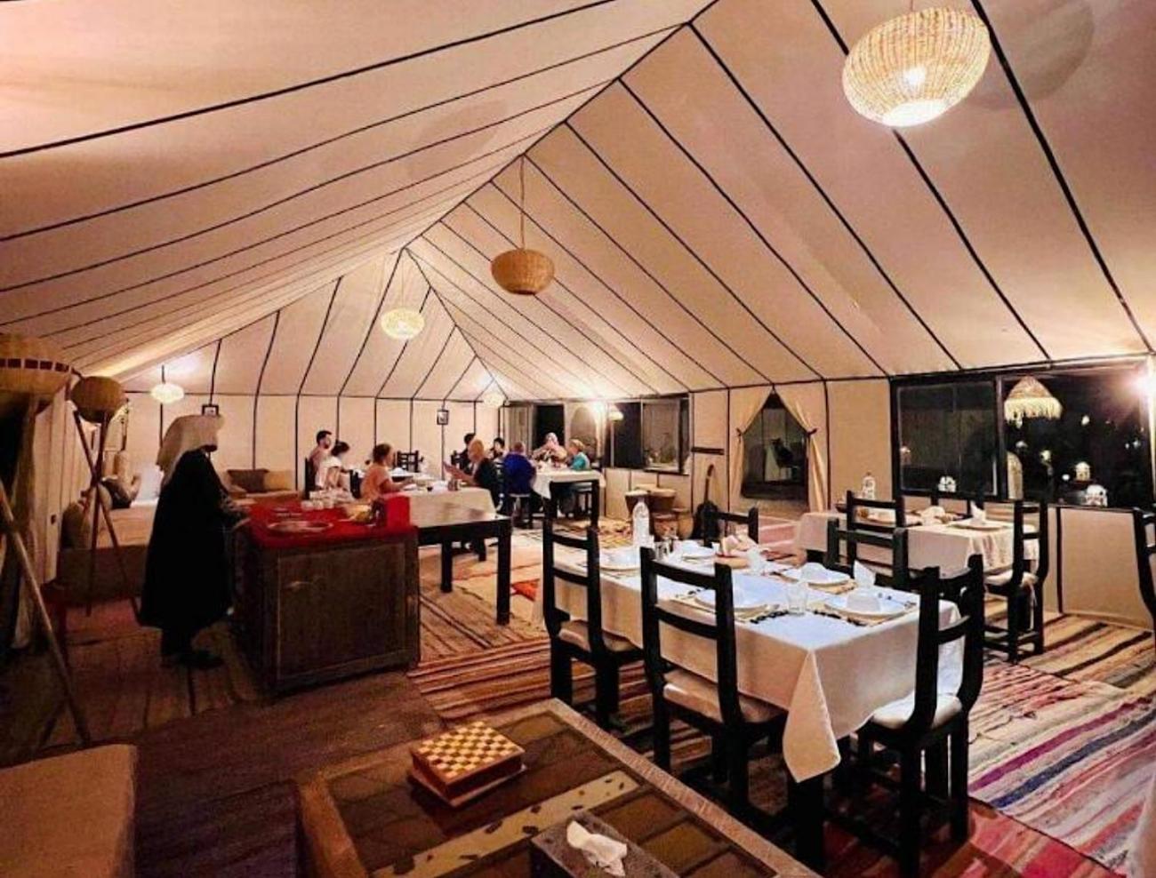 Отель Toop Luxury Camp Мерзуга Экстерьер фото