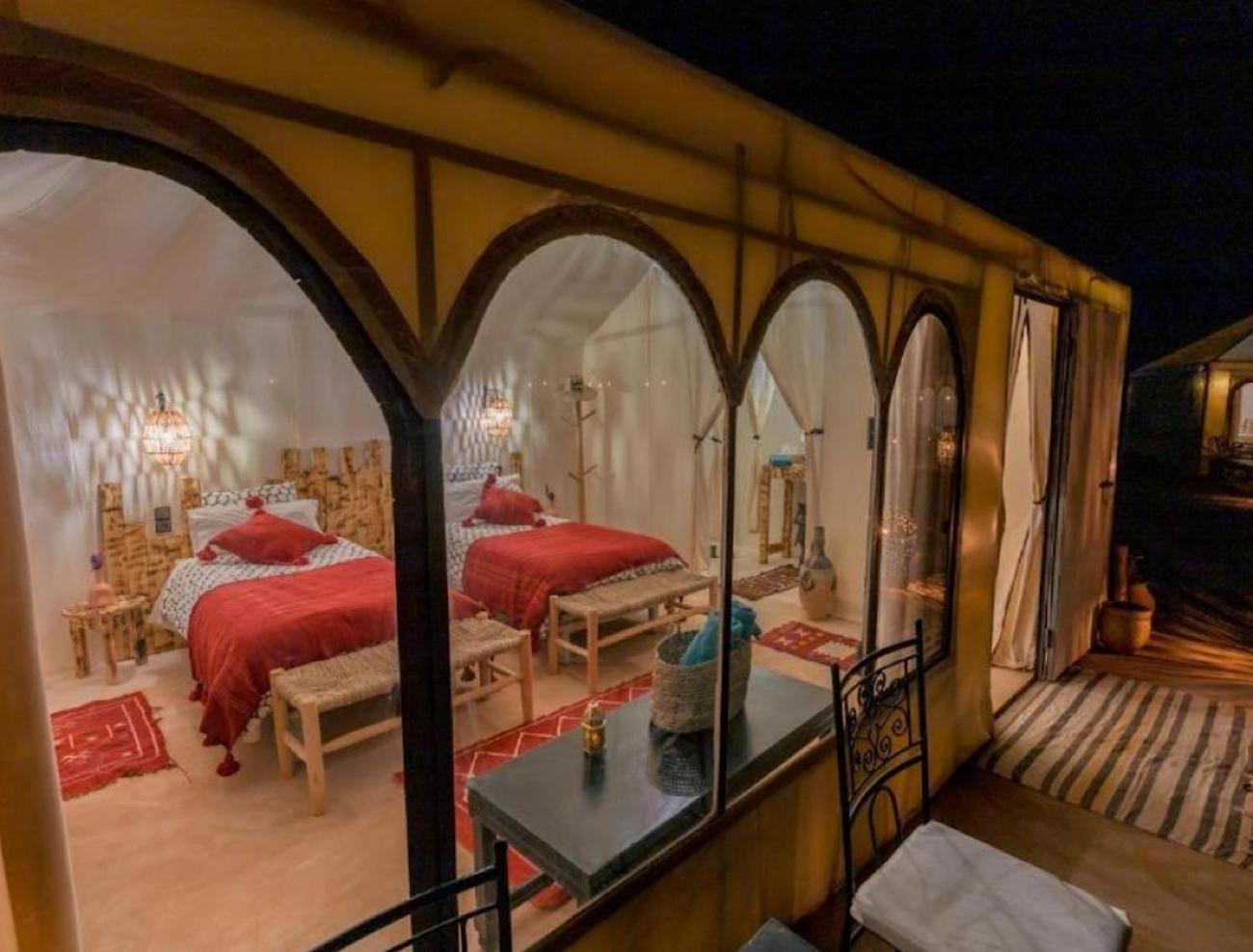 Отель Toop Luxury Camp Мерзуга Экстерьер фото