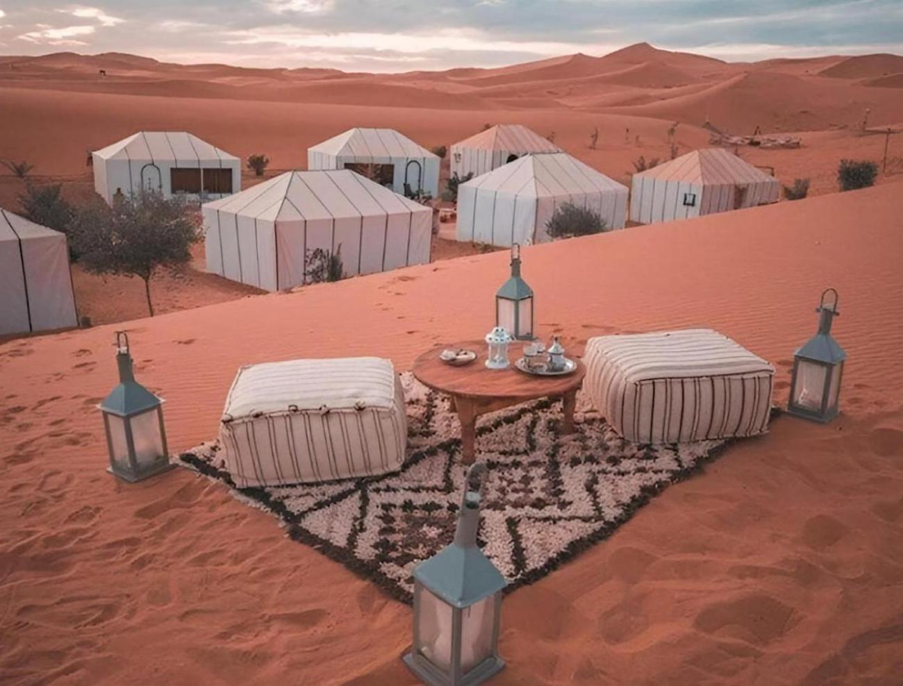 Отель Toop Luxury Camp Мерзуга Экстерьер фото
