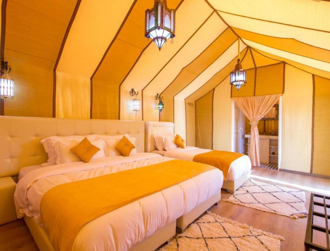 Отель Toop Luxury Camp Мерзуга Экстерьер фото